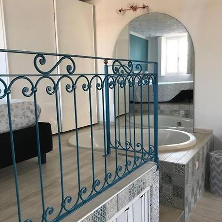 Romantico Monolocale Con Vista Sulla Torre Vigevano Kültér fotó