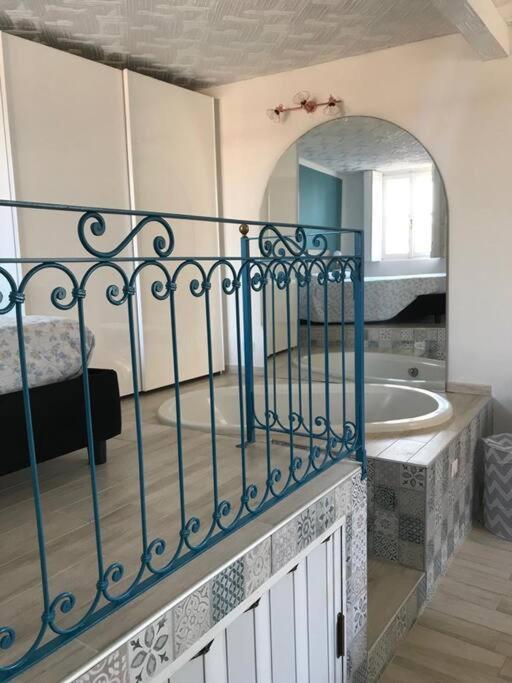 Romantico Monolocale Con Vista Sulla Torre Vigevano Kültér fotó